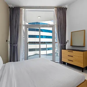 Unlock Waters Edge Appartamento Dubai